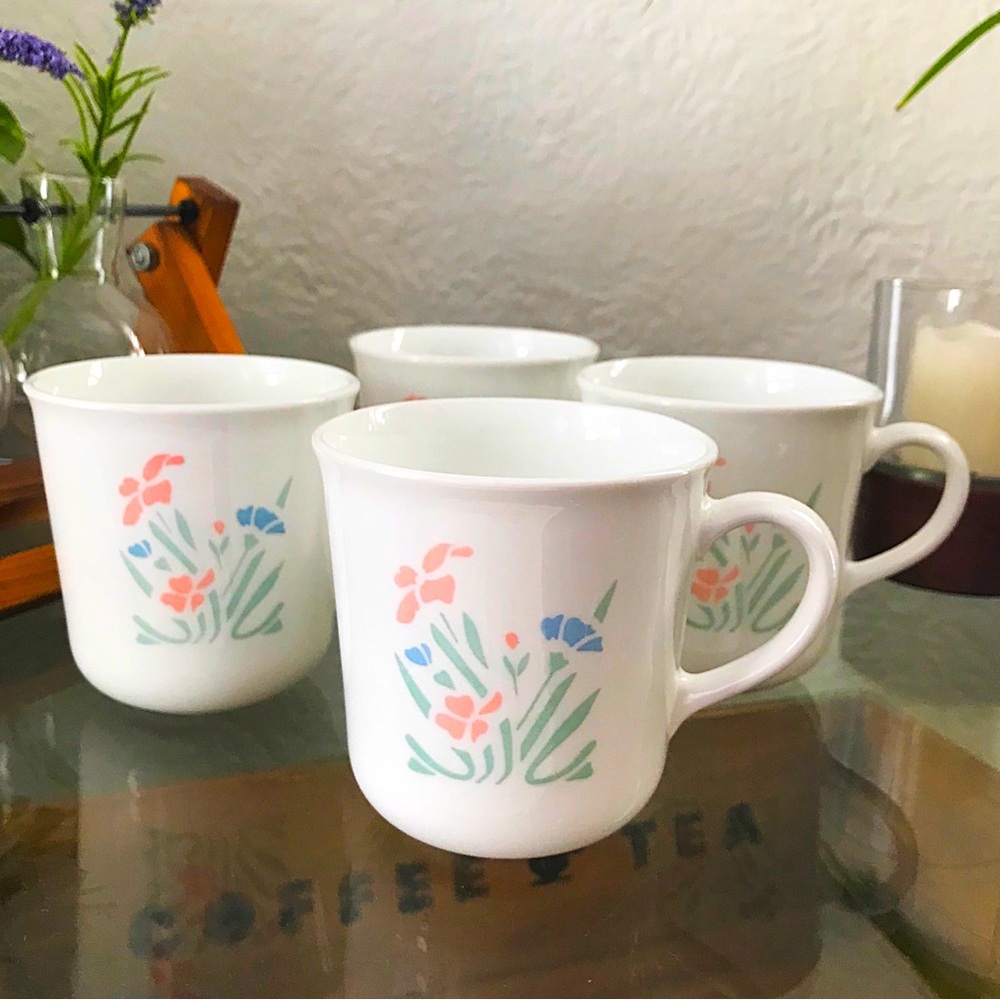 Corelle ‘Stencil Garden’ Coffee Tea Mugs Set of Four